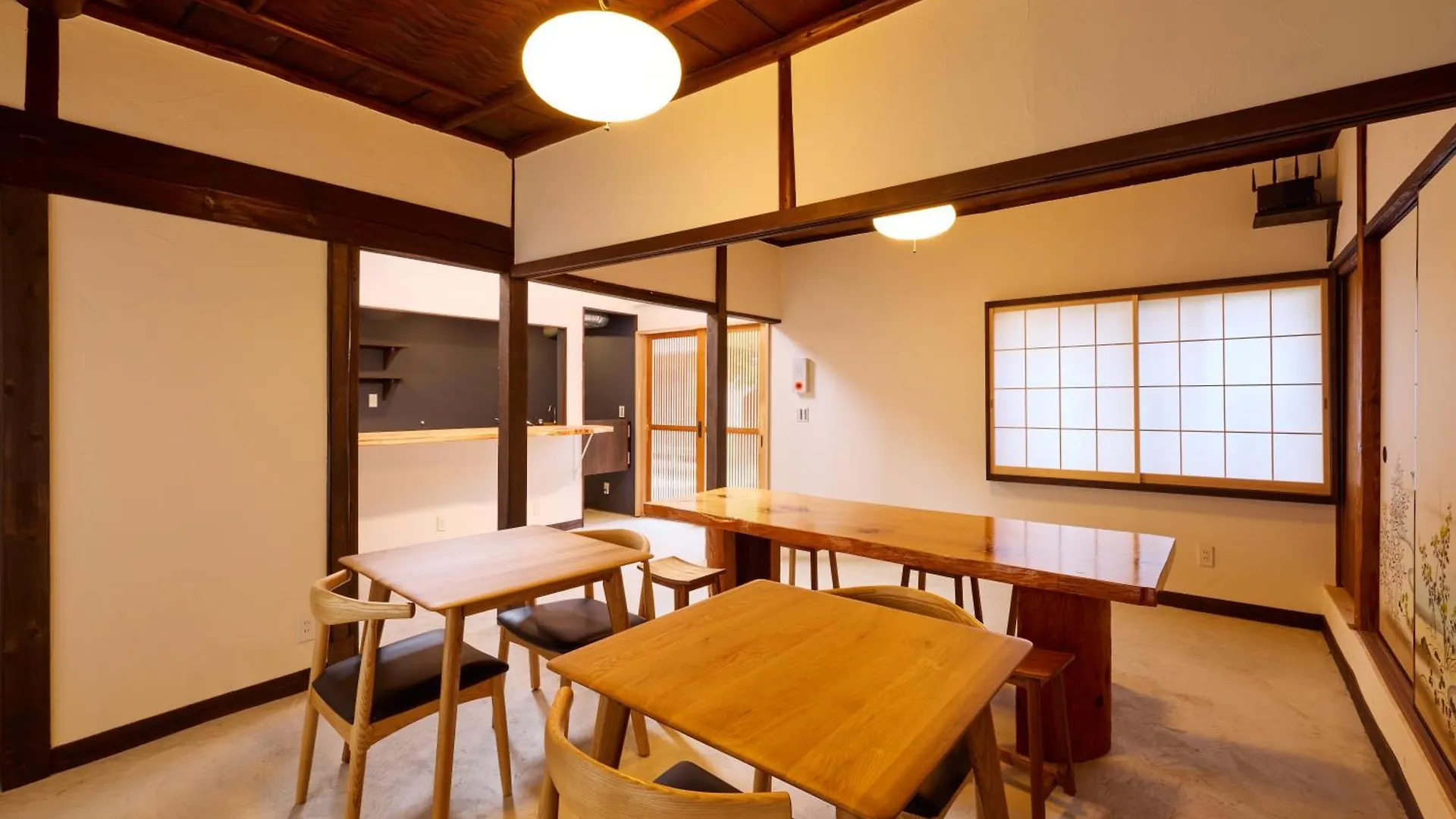 Гостевой дом Japanese Modern Inn 鎌倉楽庵ハナレ Камакура