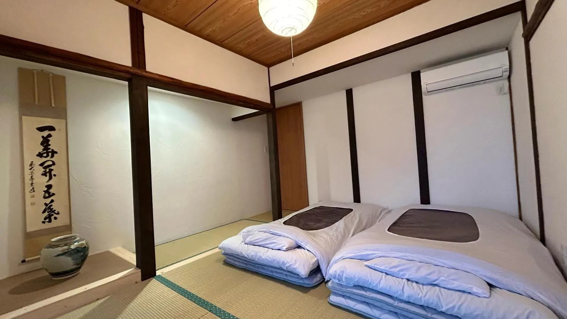 Гостевой дом Japanese Modern Inn 鎌倉楽庵ハナレ Камакура