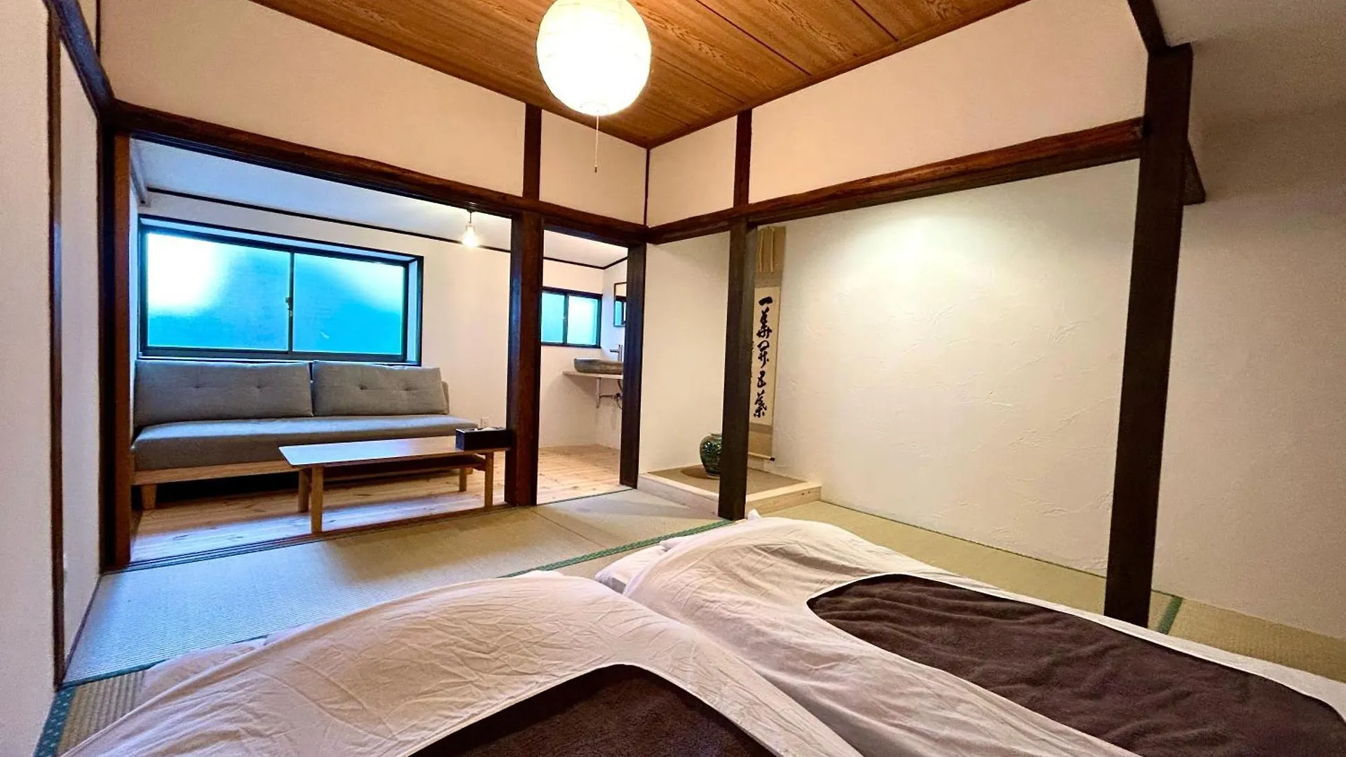 Japanese Modern Inn 鎌倉楽庵ハナレ Камакура
